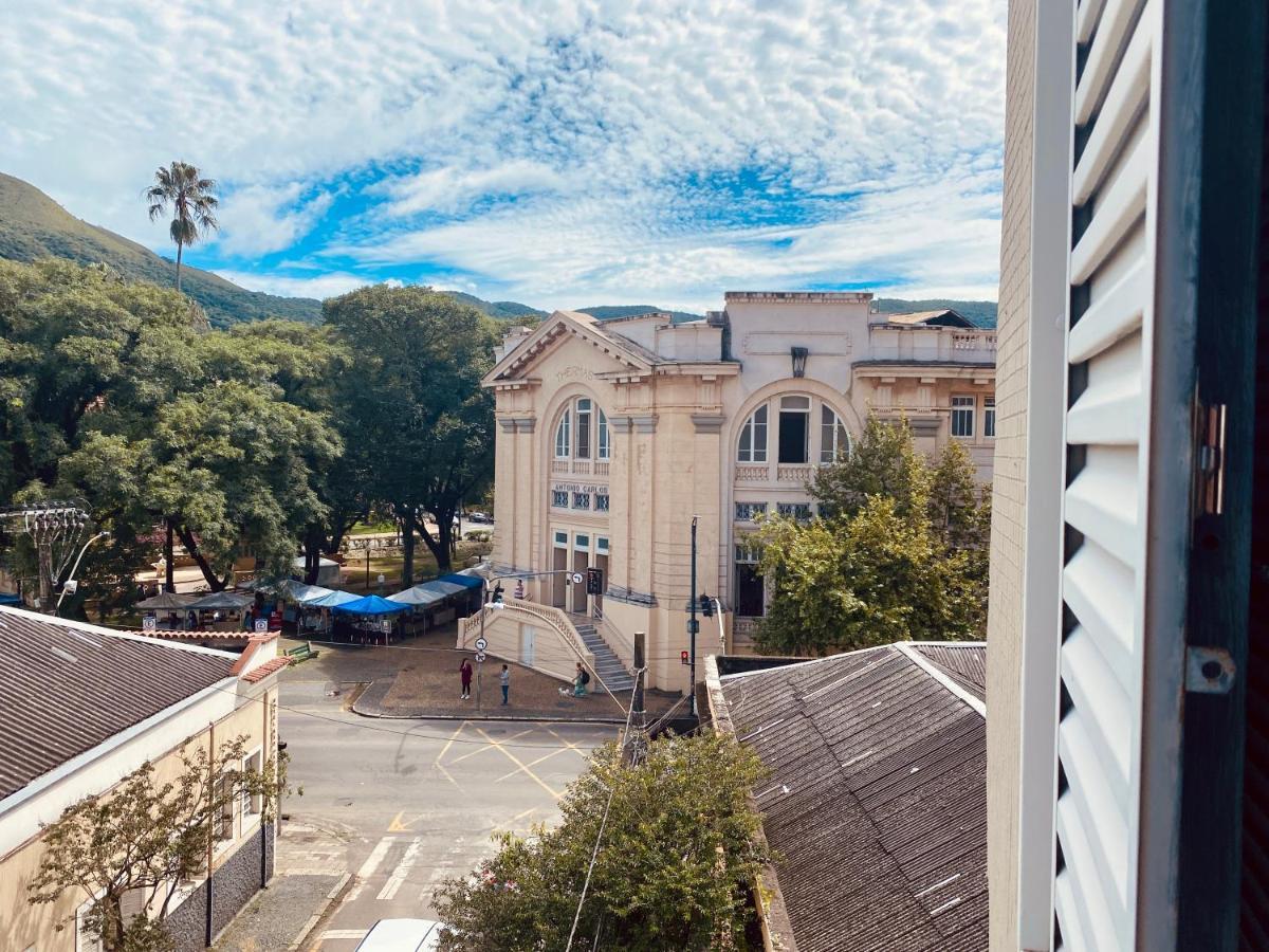 Hotel Thermas Da Mantiqueira - Pocos De Caldas - De Frente Para A Praca Central E Relogio Floral Zewnętrze zdjęcie